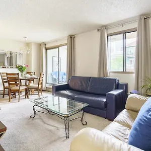  Appartement Entire Downtown, Walk To Bmo & Stampede, Parking, 1,5 Hrs To Banff
