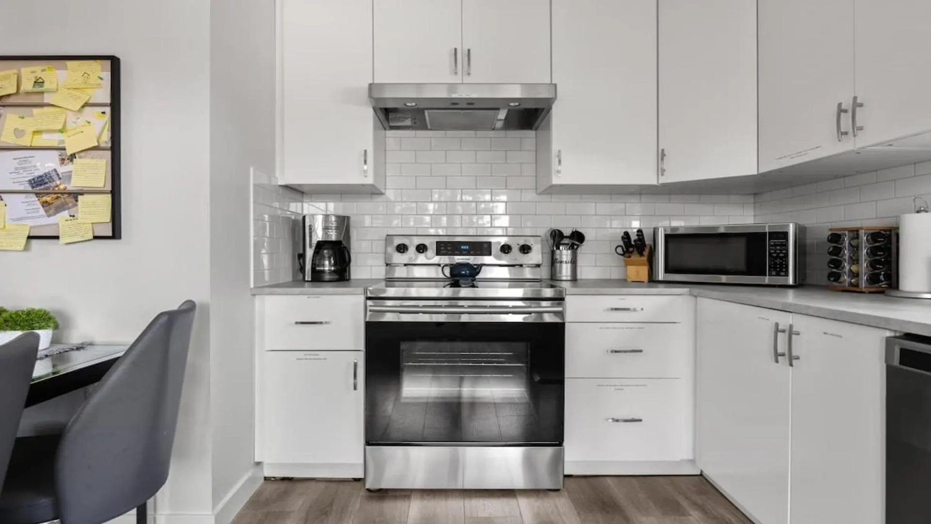 Winston Suite 2Br 1Ba - Carriage Suite With Garage Calgary Canada